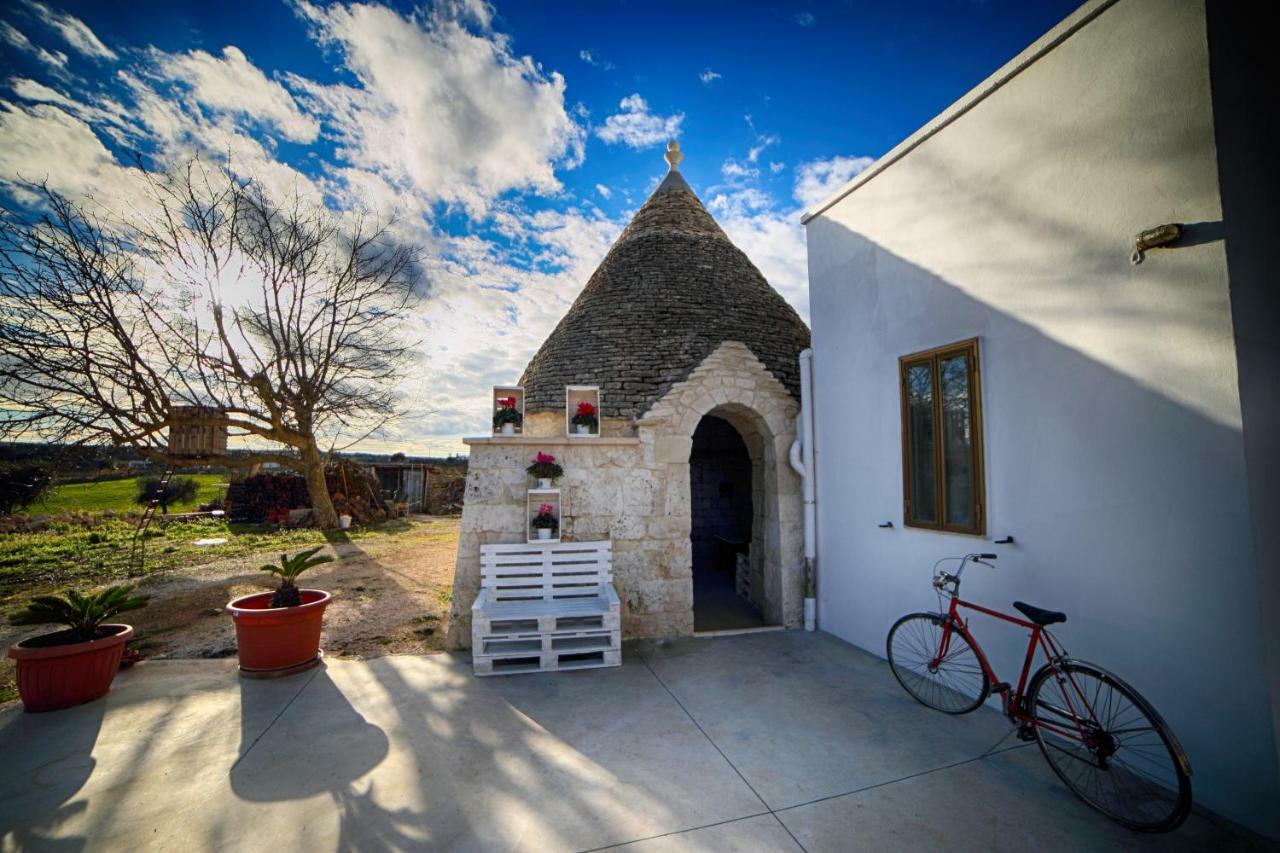 Trullo Della Rosa Villa มาร์ตินาฟรังกา ภายนอก รูปภาพ